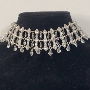 Crystal choker. Vintage. Art Deco style